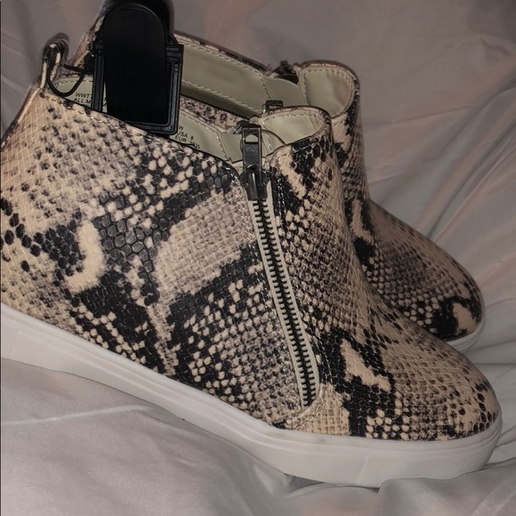 Wedges New with tags - Picture 3 of 15